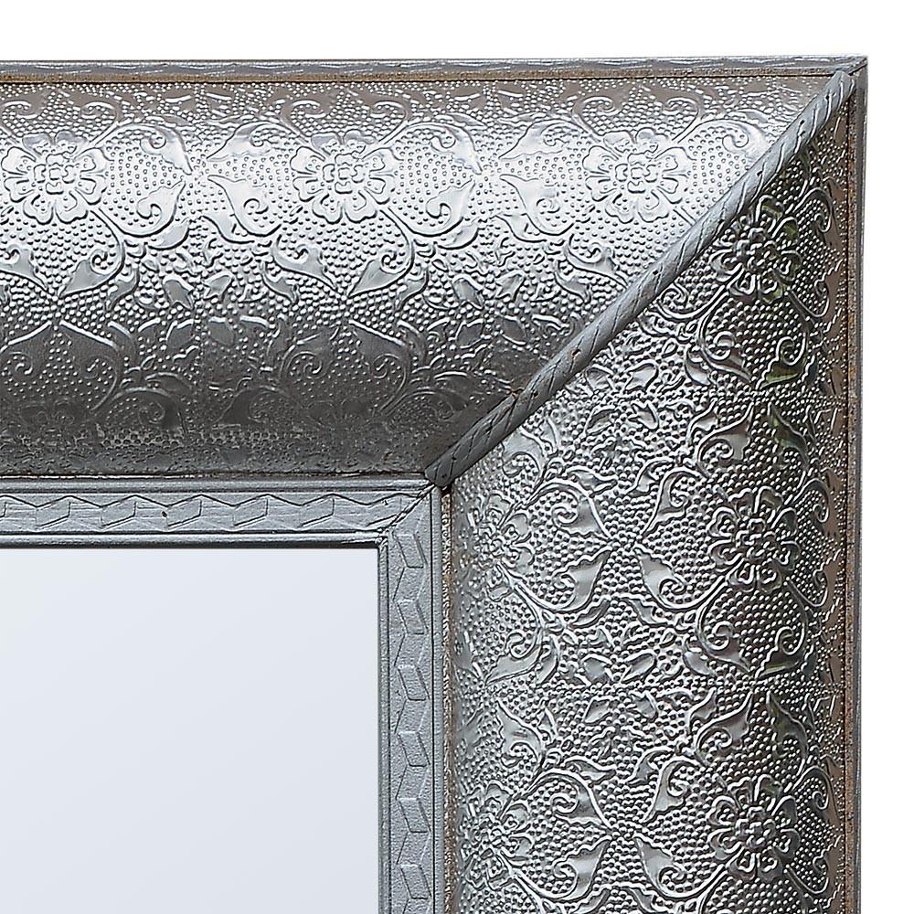 Chaandhi Kar Silvered Rectangular Wall Mirror Close Up R3-8098-301-80-100